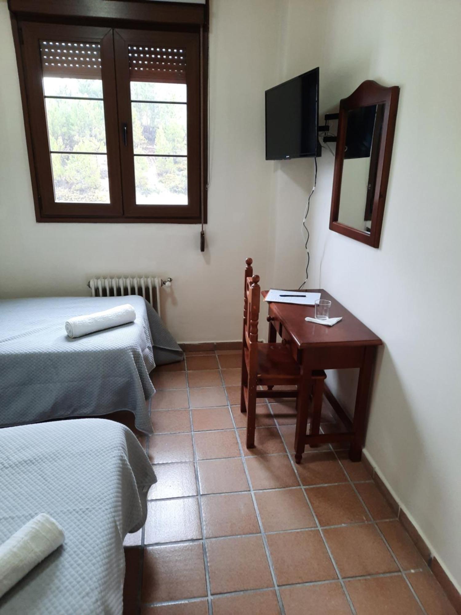 Apartamentos Refugio Del Viajero Parauta Zewnętrze zdjęcie