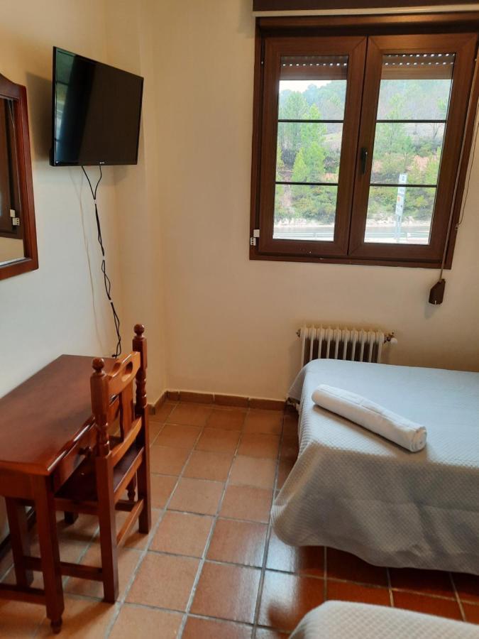 Apartamentos Refugio Del Viajero Parauta Zewnętrze zdjęcie